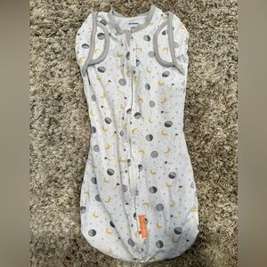 SwaddleMe Large Sleep Sack – Moon & Stars Print